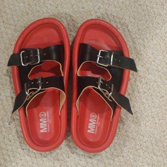 ✨️Host pick✨️ MM6 red leather platform sandal size 39 - Picture 6 of 7